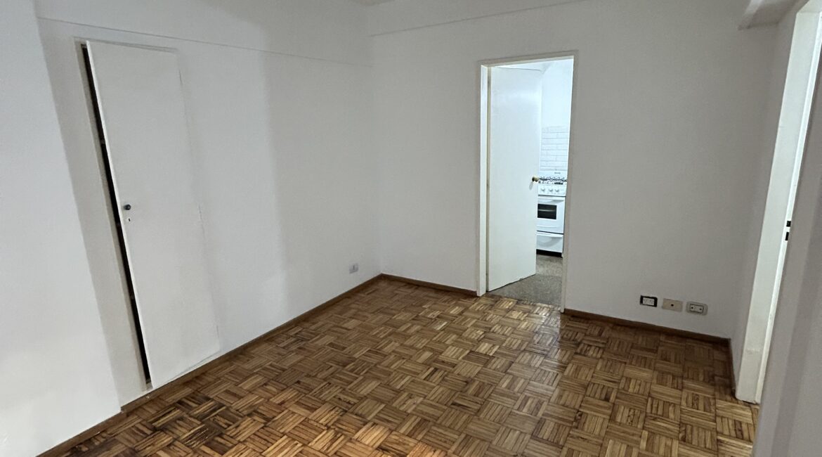 ¡Muy buen departamento de 2 ambientes en Recoleta, zona Facultad de Medicina de la UBA!