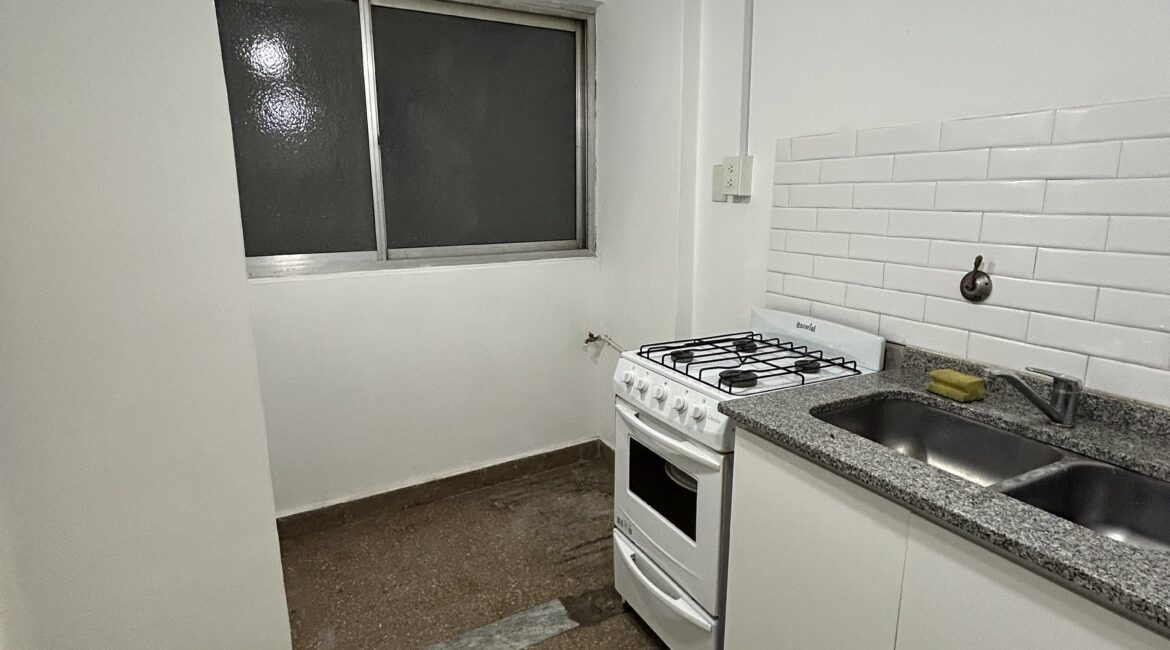 ¡Muy buen departamento de 2 ambientes en Recoleta, zona Facultad de Medicina de la UBA!