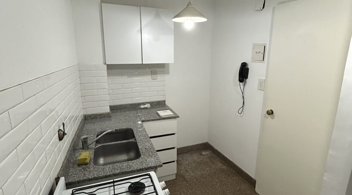 ¡Muy buen departamento de 2 ambientes en Recoleta, zona Facultad de Medicina de la UBA!