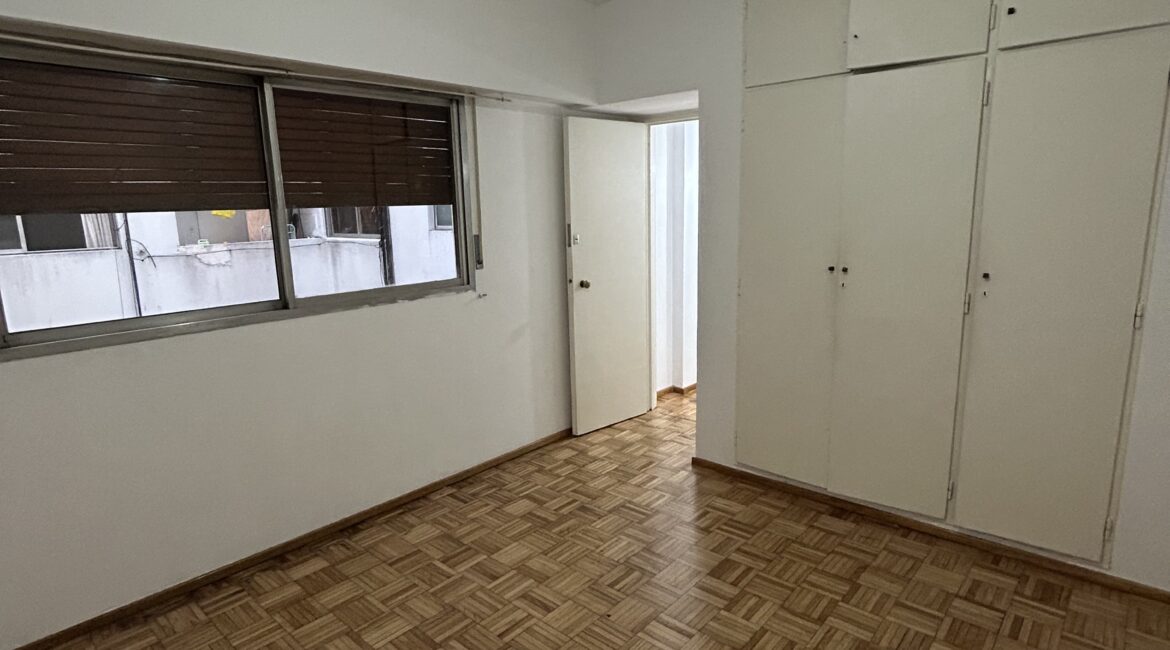 ¡Muy buen departamento de 2 ambientes en Recoleta, zona Facultad de Medicina de la UBA!